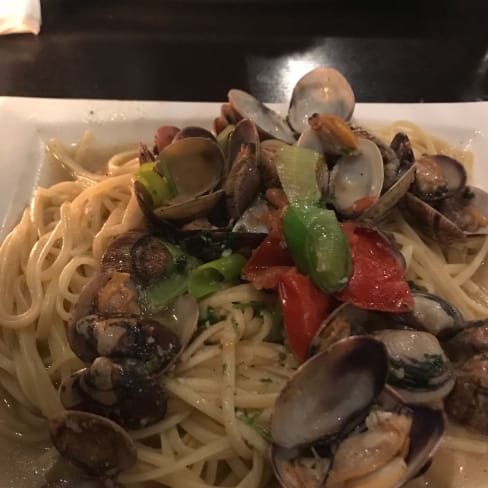 Linguine alle vongole - Piccolo Mondo, Amsterdam