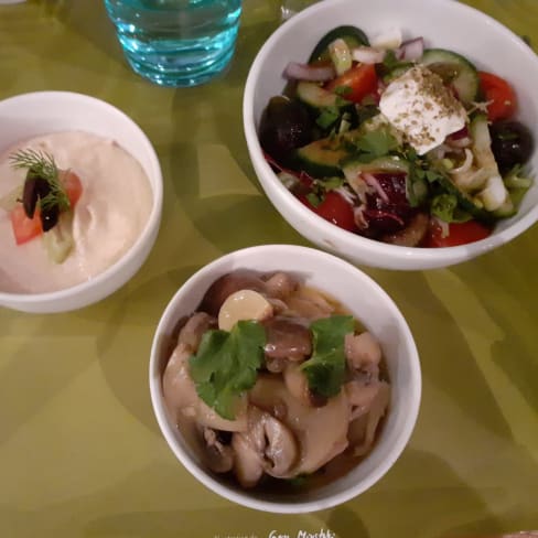 Taramas, champignons, salade - Les Délices d'Aphrodite, Paris