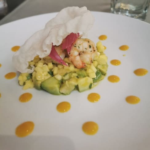 Bon tartare, manque peut être un peu de peps ! Mais rien de décevant non plus :) - BAR LINDBERGH, Paris Marriott Opera Ambassador, Paris