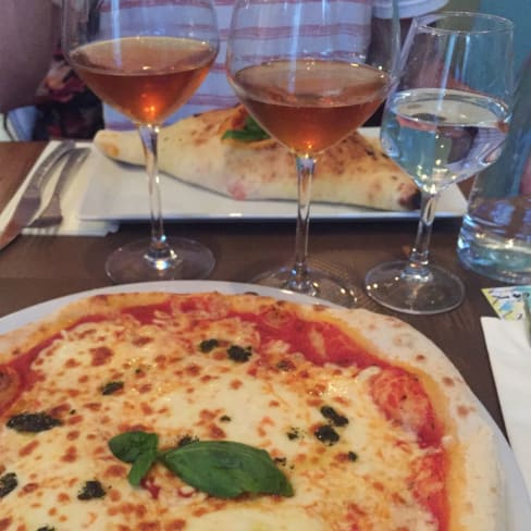 Margherita et Calzone - Cantinella, Paris