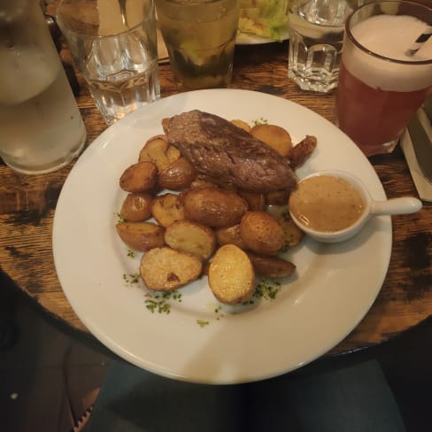 L'apéronome, Paris