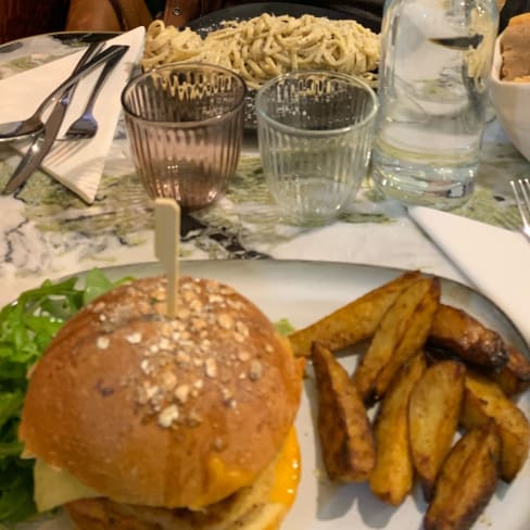 Burger poulet  - La Cafétéria, Paris