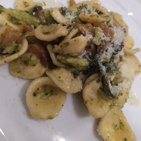 Orecchiette broccoli e guanciale - 10 e Lode, Rome