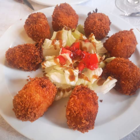 Croquetas caseras (balacao, jamón ibérico, queso y morcilla) - Taberna de Regiones, Las Rozas