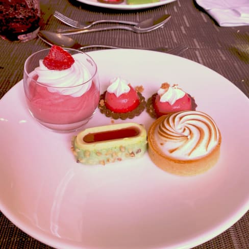 Desserts - Le Jardin - Crowne Plaza Geneva, Cointrin