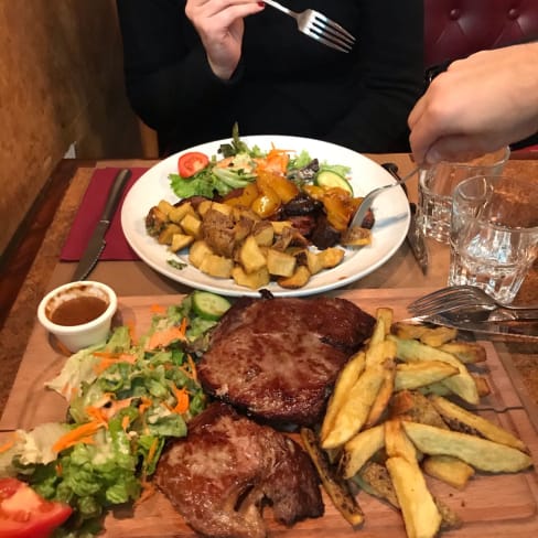 Entrecôte et magret de canard - Le Comptoir Parisien, Paris