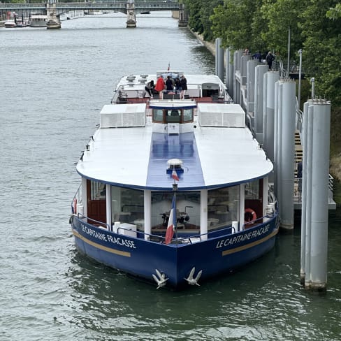 Bateau Le Capitaine Fracasse: dîners et brunchs-croisières, Paris