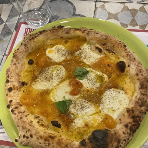 Johnny Take Uè – Pizzeria d'Eccellenza Napoletana, Milan