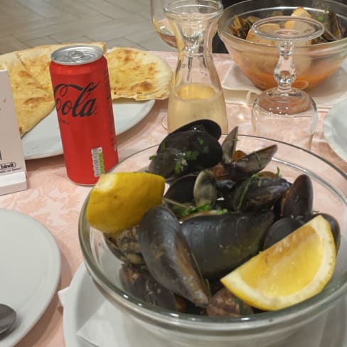 Soutè cozze e vongole e zuppa friutti di mare con crostini - Il Principe, Milan