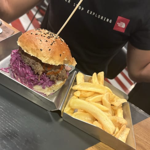 B.Ro' Burger, Rome