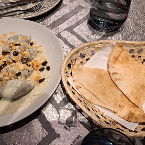 Nuevo Fairuz Restaurante Libanes, Madrid