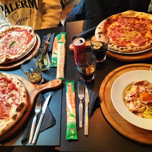 Pizzaria Luzzo Alvalade, Lisbon