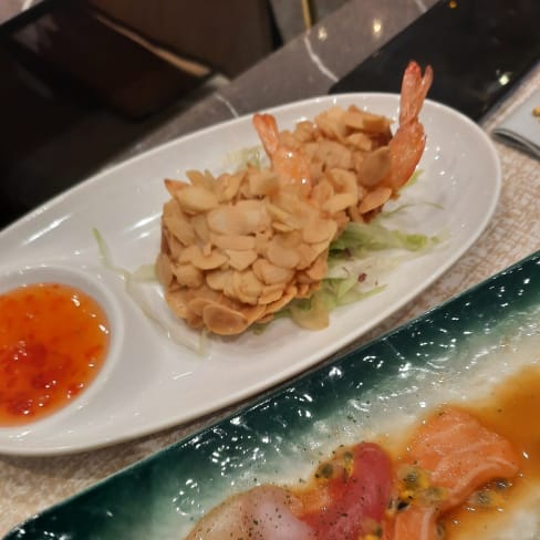 Sushi Sashimi, Milan