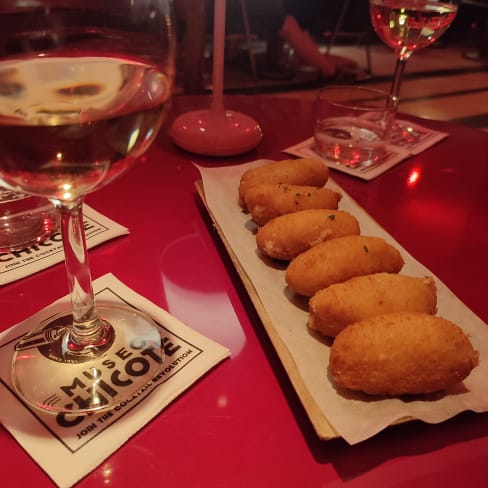 Croquetas - Museo Chicote, Madrid