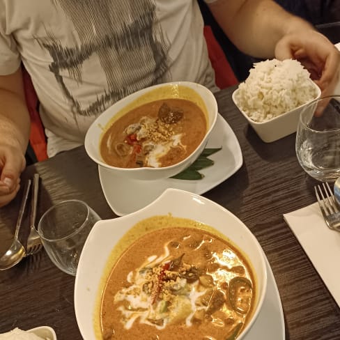 Khao Thaï Sévigné, Paris