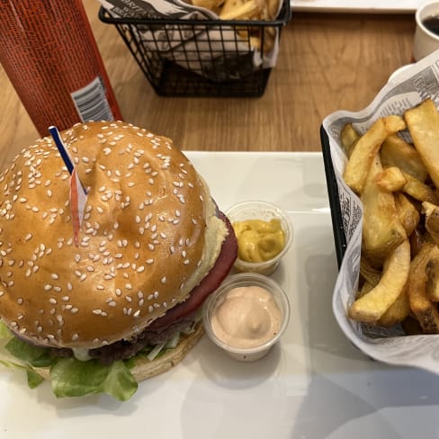 Cosmo BURGER, Paris