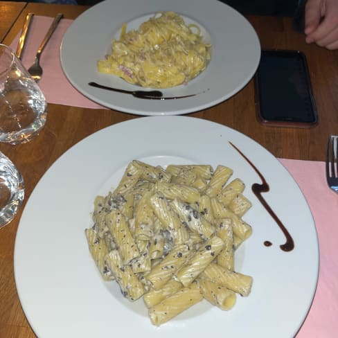 Pâtes à la truffe et pâtes carbonara  - Le 17, Paris