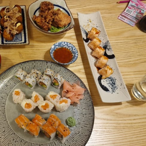 Sanuki, Geneva