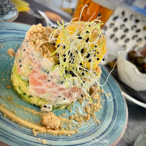 Tartar de salmón - Bombilla Gastrobar - Fuencarral, Madrid