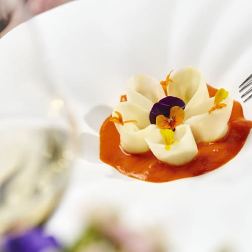 ヘアゴム CAMELIA ST HONORE Camélia - Mandarin Oriental, Paris in Paris - Restaurant
