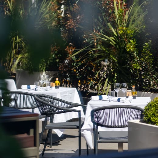 Atmosph'R - Hôtel Renaissance in Aix-en-Provence - Restaurant Reviews ...