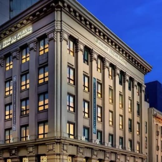 Menus 2023 Batman's Hill on Collins