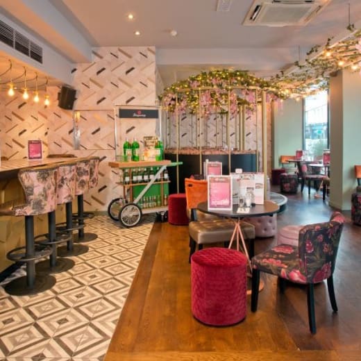 Slug and Lettuce Aldgate in London Restaurant Reviews, Menu and