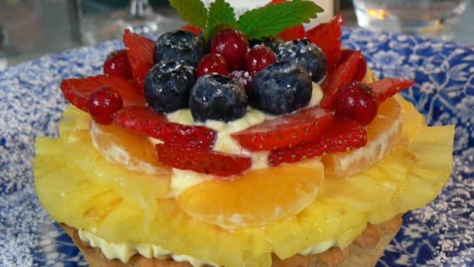 Tortelletta crema chantilly e frutta fresca - Le Muse Restaurant, Fiuggi