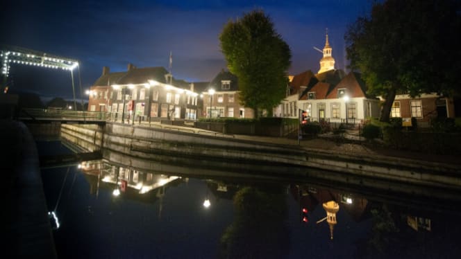 Kaatje bij de Sluis in Blokzijl - Menu, openingstijden, prijzen, adres