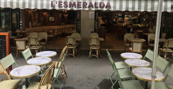 L'Esmeralda, Paris