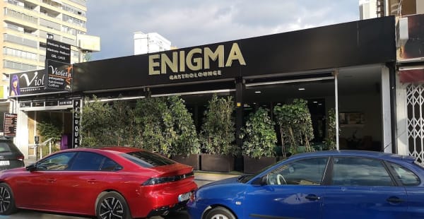 Enigma Restaurant & Lounge