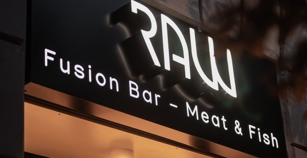 RAW fusion bar meat & fish, Roma