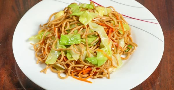 Nouille sauté aux légumes - Le Granite, Paris