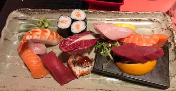 Zen sushi restaurant - kaiten non prenotabile, Roma