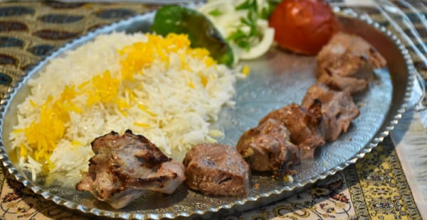 Chenjeh Kabab - 1001 Nights Iranian Restaurant, Lisbon