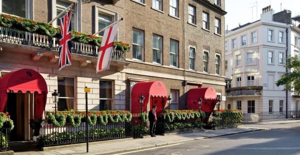 The Chesterfield Mayfair in London: Find Hotel Reviews, Rooms, and