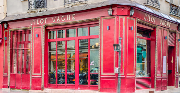 Sa façade - L'Îlot Vache, Paris