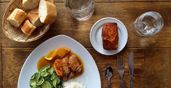 Un Monde Gourmand, Paris