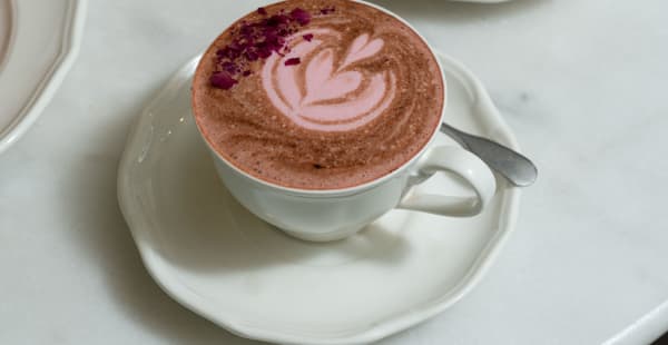 Pink Choco, Chaï Latte - Cuppa Gallery, Paris