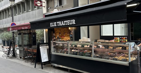 Elie Traiteur, Paris