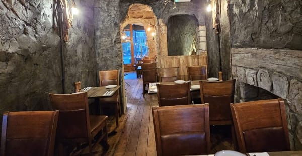 Restaurant Cave à Twickenham - Menu, avis, prix et réservation | TheFork