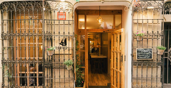 Un oasis en Gracia - Cafè Floh, Barcelona