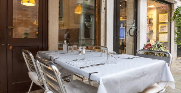 AL SANTA GIULIA TRATTORIA, Brescia - Restaurant Reviews, Photos & Phone  Number - Tripadvisor