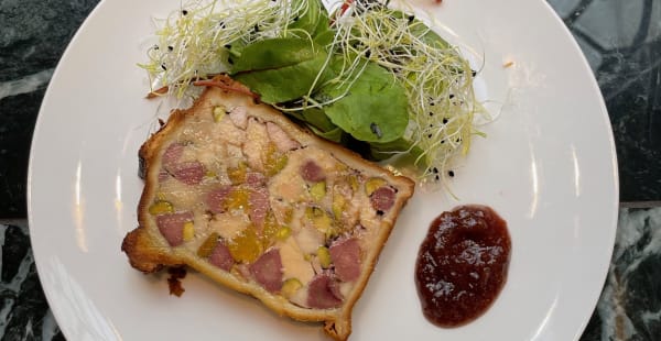 Pâté croute maison et chutney de figues - Le Véro Dodat Paris, Paris