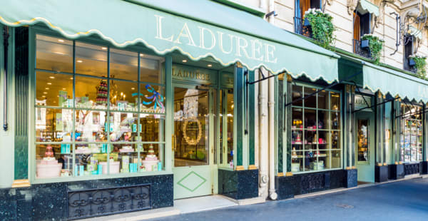 Devanture - Ladurée Paris Royale, Paris