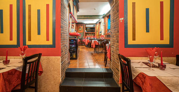 interior view of the restaurant - Bengal Tandoori Lisboa, Lisboa