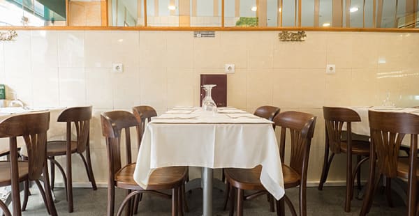 Sala - A Minhota da Prata, Lisboa