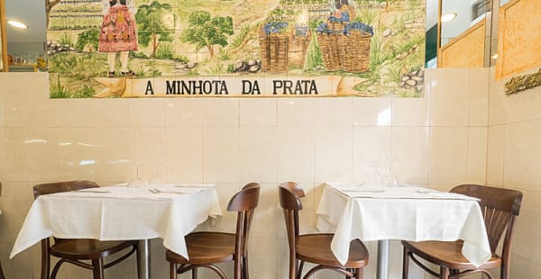 Sala - A Minhota da Prata, Lisboa