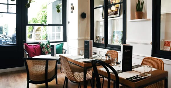 Vue de la salle - Crêperie L'Atelier Artisan Crêpier - Mabillon, Paris