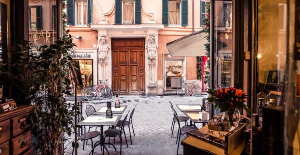 Vista terrazza - Antica Osteria Croce, Roma